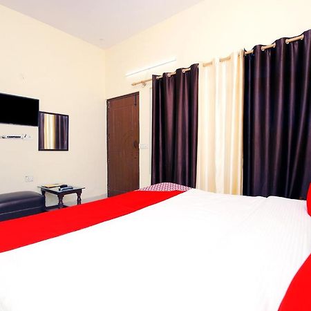 Oyo 8670 Hotel Usha Palace Mussoorie Eksteriør bilde